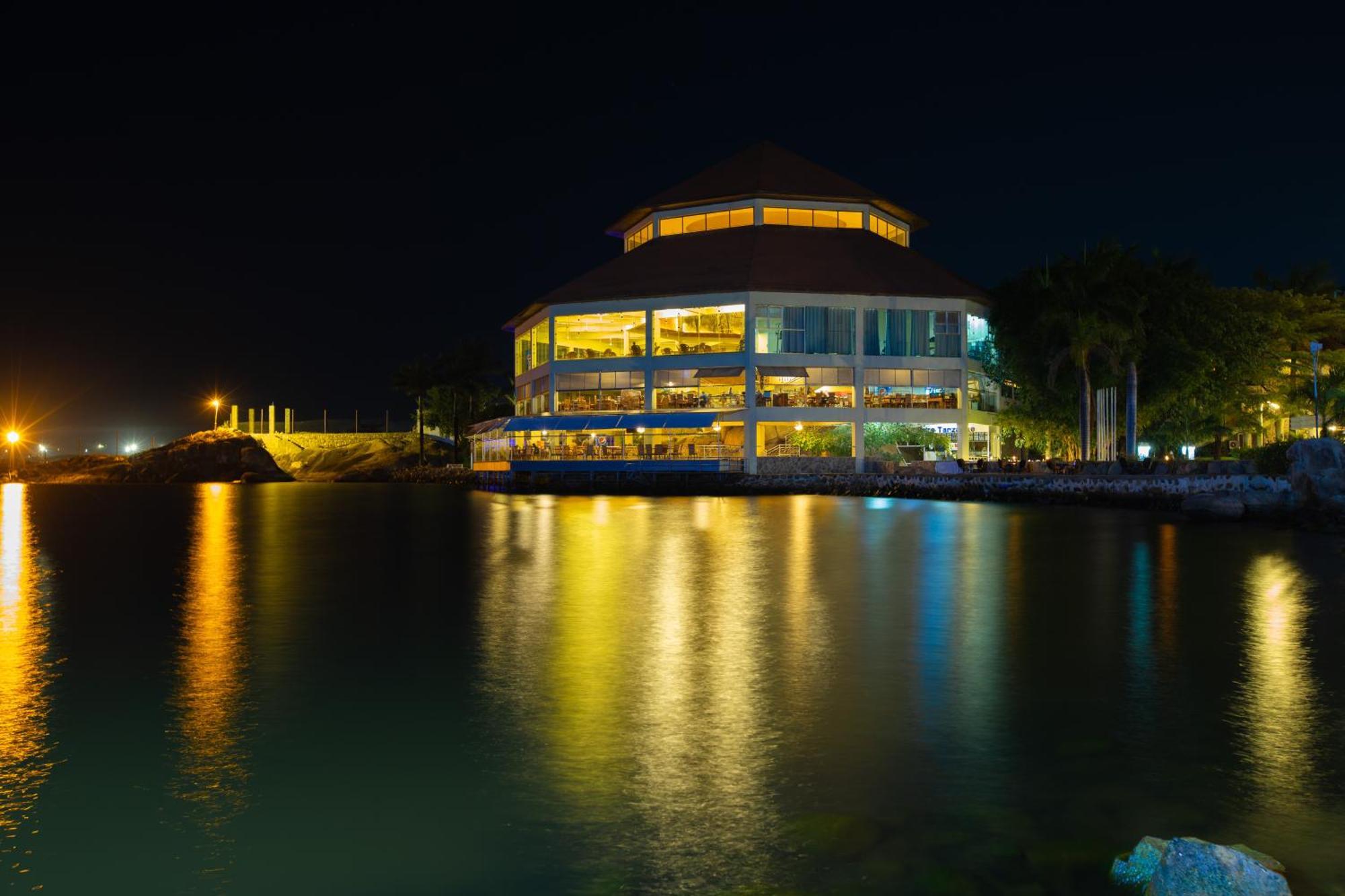 Malaika Beach Resort Mwanza Buitenkant foto