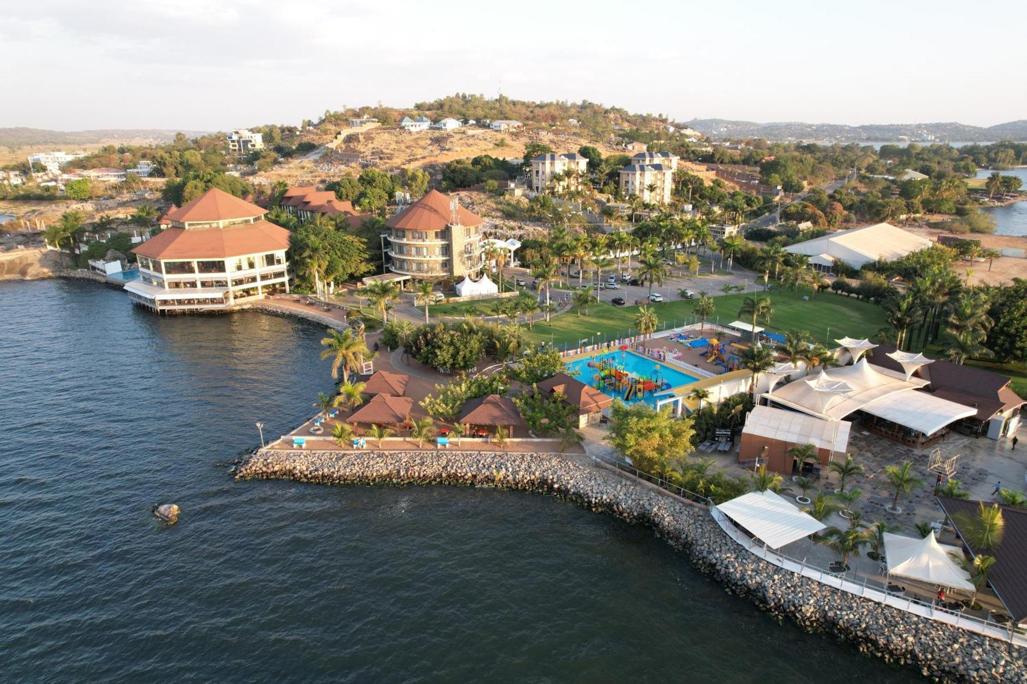 Malaika Beach Resort Mwanza Buitenkant foto