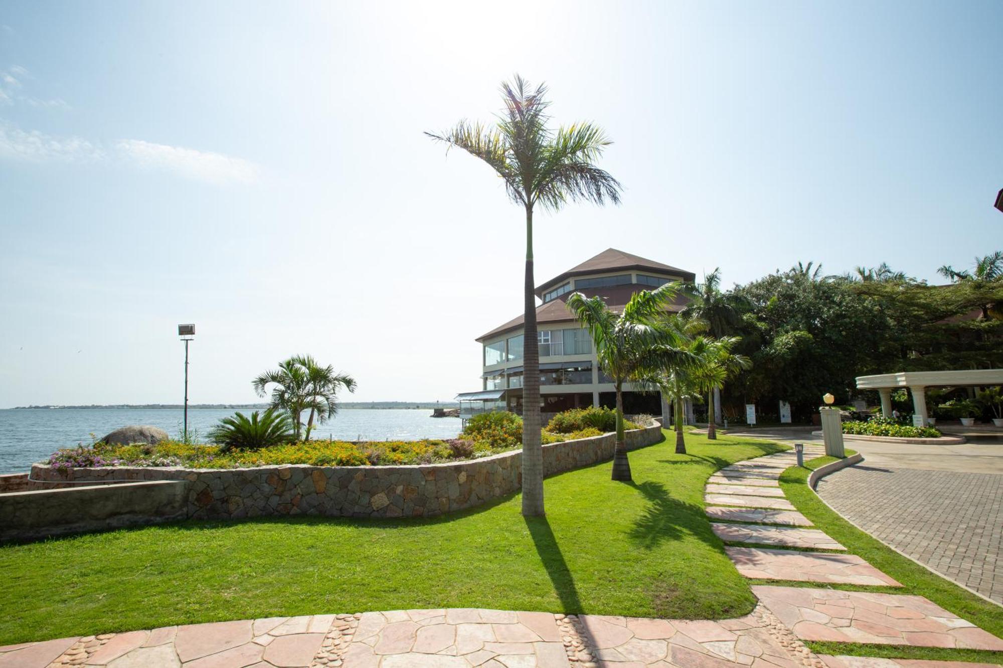 Malaika Beach Resort Mwanza Buitenkant foto