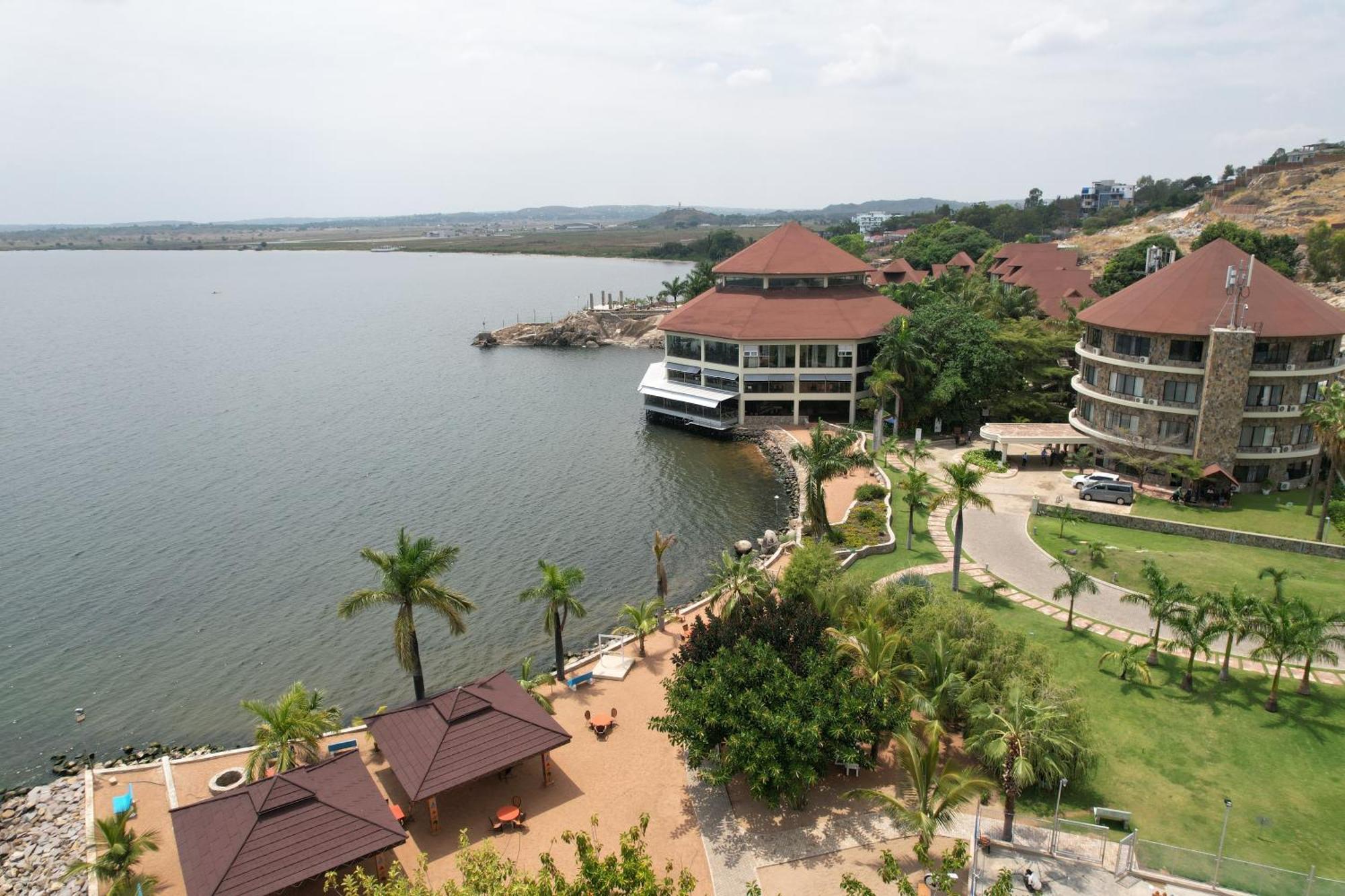 Malaika Beach Resort Mwanza Buitenkant foto